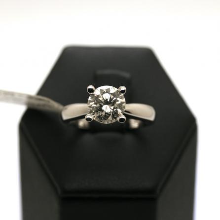 Anello solitario