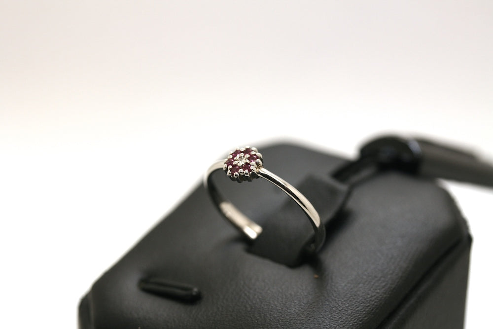 Anello Fiore con Rubini